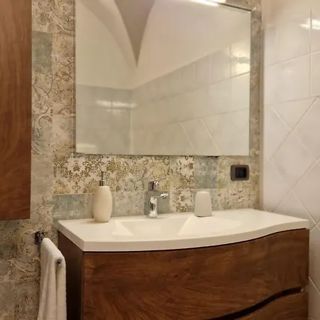 Maison Paradiso: Charme E Relax A بيترا ليغوري